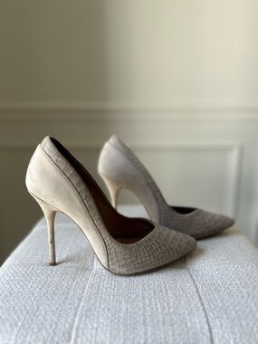 Steve Madden Taupe Croc-Embossed Pointed Pumps